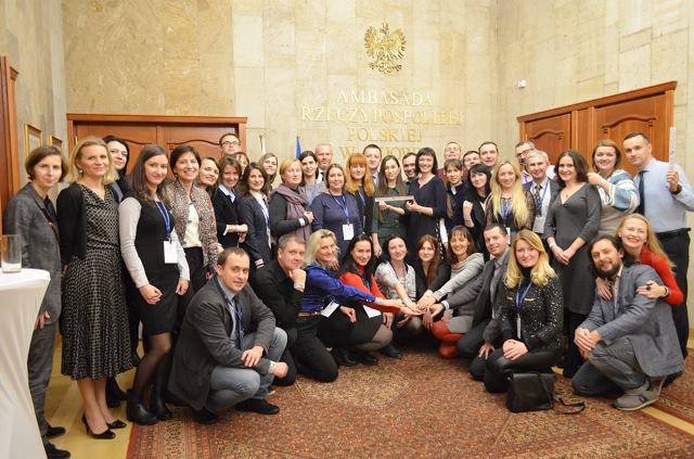 Фото учасників З'їзду польських сипендійних програм у Посольстві Республіки Польща в Україні